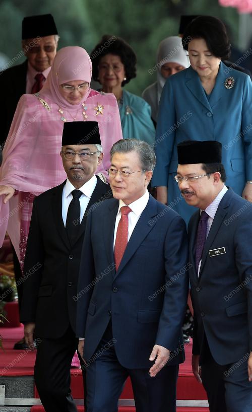 KL11_13032019_AGONG_KOREA_BN201903123187
