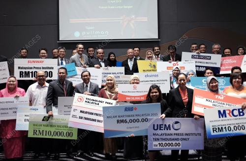 KL11_13042015_MWM