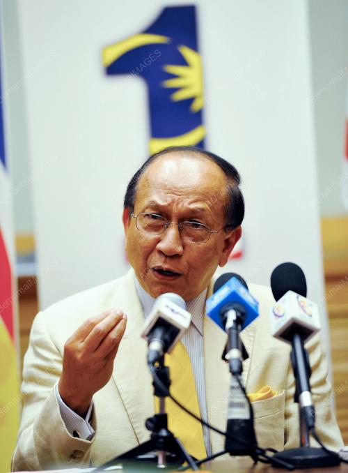 KL11_13082012_RAIS
