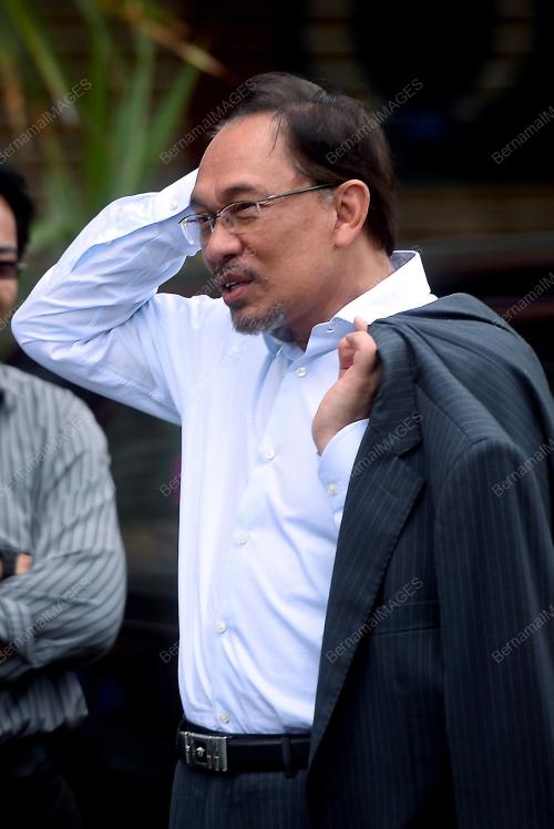 KL11_13082014_PKR_ANWAR