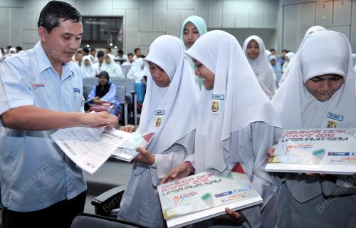 KL11_13102012_BANK_RAKYAT