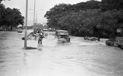 BANJIR KILAT DI JALAN TUN ABDUL RAZAK