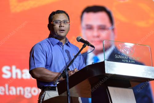 DATUK SERI AMIRUDIN SHARI