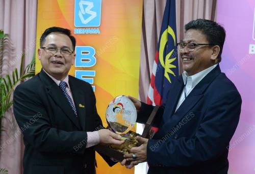 KL11_14042016_EAIC