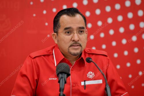 DATUK DR ASYRAF WAJDI DUSUKI
