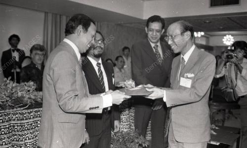 MUSA HITAM