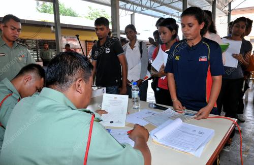 KL11_14102012_PERAJURIT_MUDA