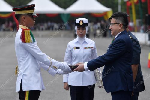 SENATOR LIEW CHIN TONG