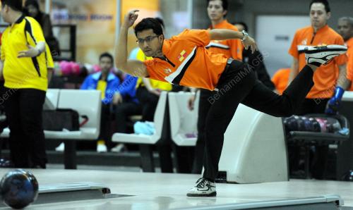 KL11_15032012_BOWLING5