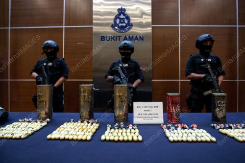 RAMPASAN DADAH BERNILAI RM 1 JUTA