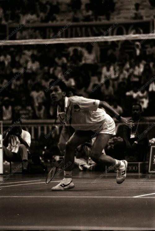 BADMINTON TERBUKA