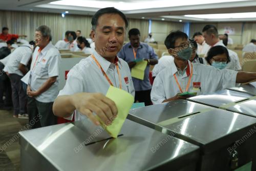 DATUK LIANG TECK MENG