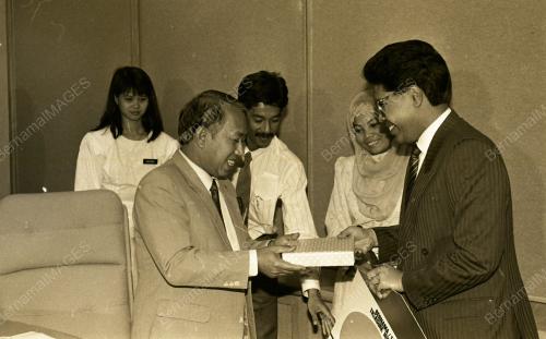 KL11_160190_SUMBANGAN_BERNAMA