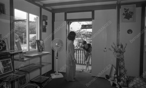 KL11_16012015_RUMAH_KARYANEKA