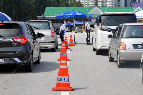 TINJAUAN PERINTAH KAWALAN PEGERAKAN