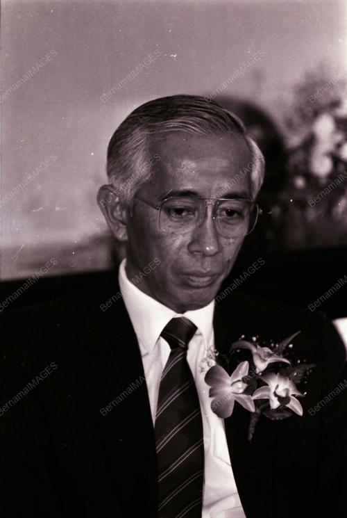 DATUK SERI SAMY VELLU