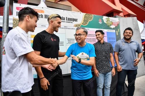 FAHMI FADZIL