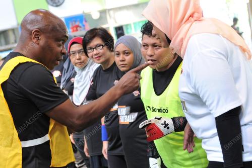 KL11_16042017_FOOTBALL