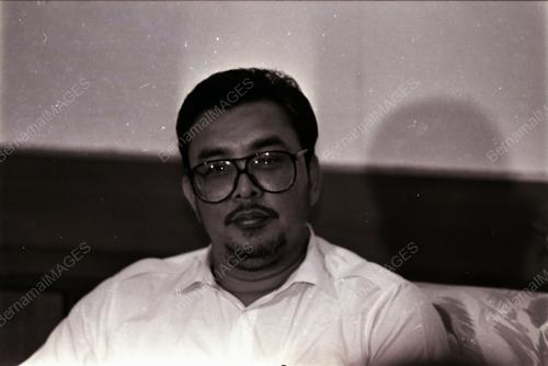TUN DAIM ZAINUDDIN
