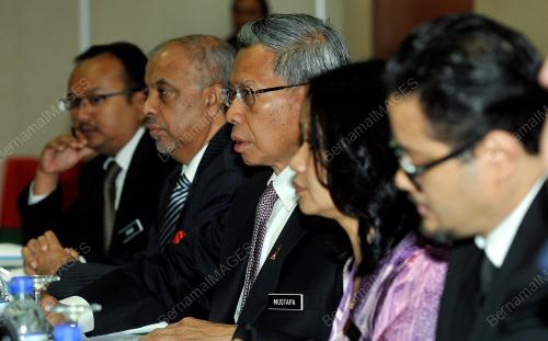KL11_17022015_MKBC