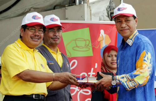 KAMARUDIN AMBOK
