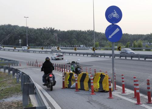 KESELAMATAN JALANRAYA