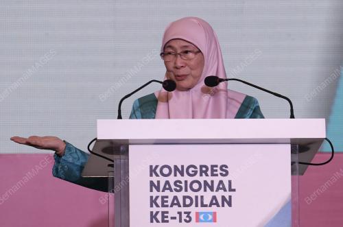 KL11_17112018_KONGRES_PKR