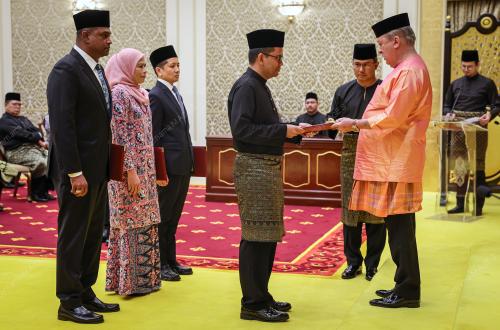 KL11_17122025_ANGKAT_SUMPAH