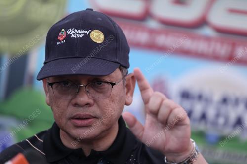 DATUK DR MOHD NA'IM MOKHTAR