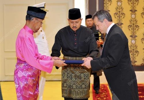 KL11_18032015_AGONG
