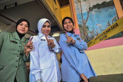 KL11_18052005_UNDI_BN201805047621