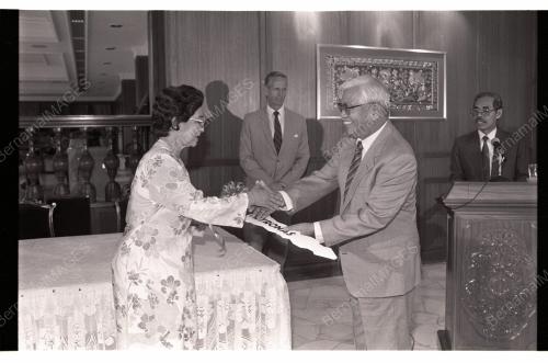 HANDING OVER NEW YAN