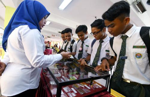 KL11_18092017_SEKOLAH