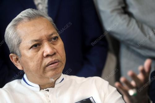 KL11_18112016_KAFA