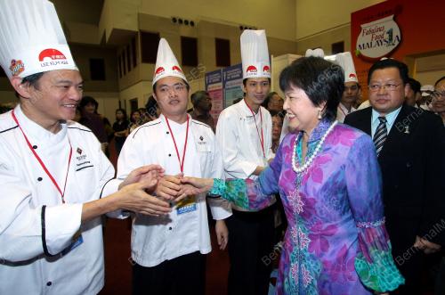 DR NG YEN YEN
