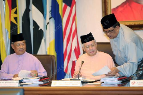 DATUK SERI MOHD NAJIB TUN ABDUL RAZAK