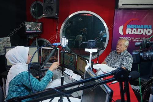 PROF EMERITUS DR MUHAMMAD SALLEH