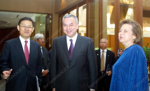 RAJA DR NAZRIN SHAH