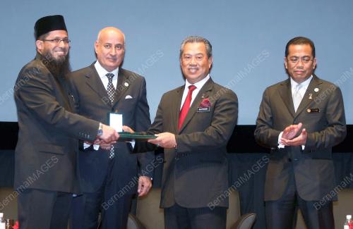 MUHYIDDIN YASSIN