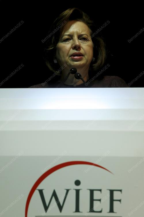 DR ZETI AKHTAR AZIZ