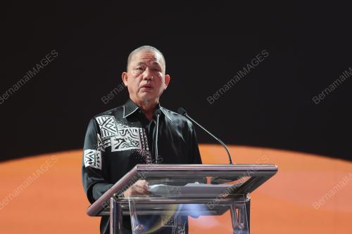DATUK SERI FADILLAH YUSOF