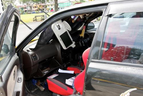 KL11_21022012_PECAH_KERETA