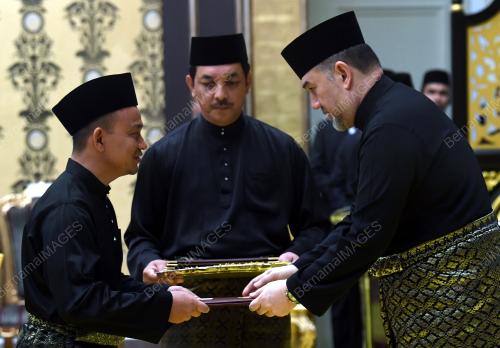 KL11_21052018_AGONG