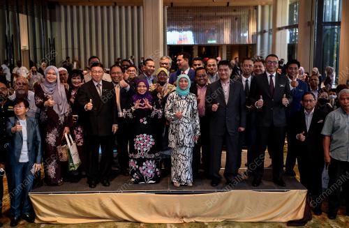 DATUK SERI NANCY SHUKRI