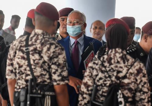DATUK SERI NAJIB TUN RAZAK