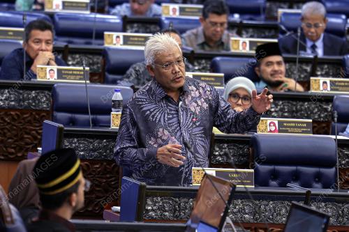 DATUK SERI HAMZAH ZAINUDIN
