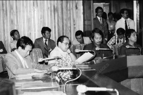 SIDANG AKHBAR MAJLIS PELANCARAN HADIAH PUISI