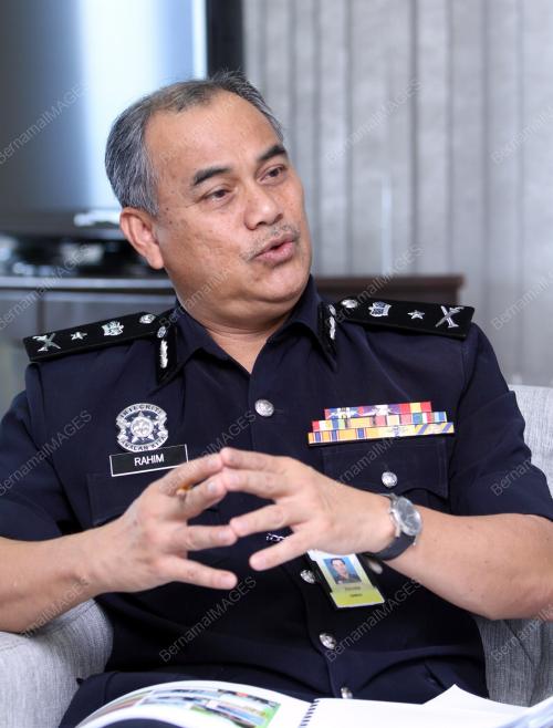 KL11_22032016_POLIS_MARIN
