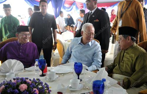 KL11_22072015_PARLIMEN