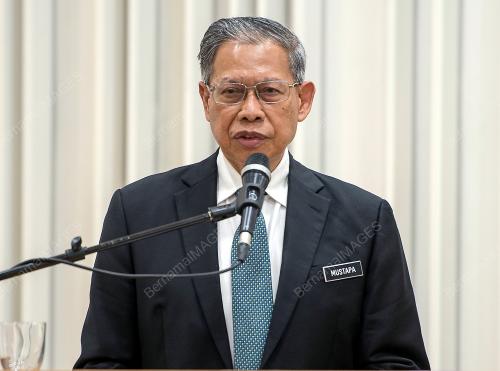 DATUK SERI MUSTAPA MOHAMED